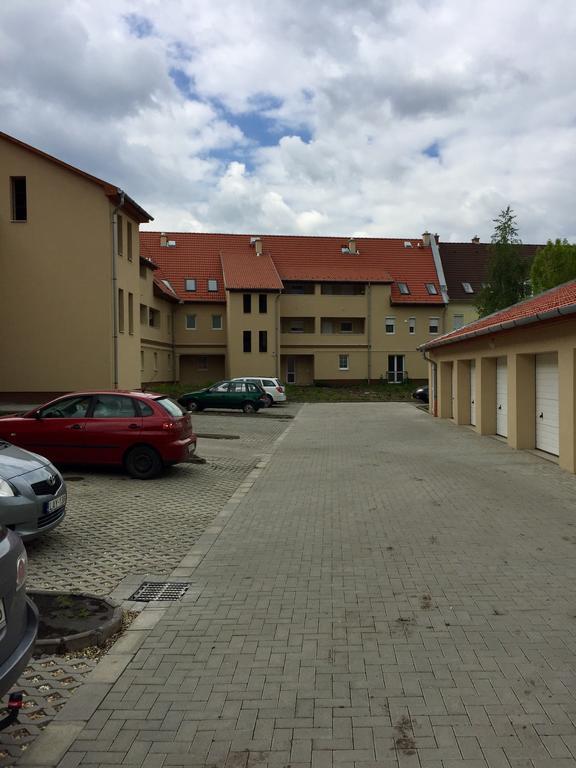 Barand Apartman Eger Zewnętrze zdjęcie